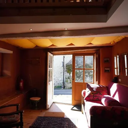Le Lauriolle Holiday home *